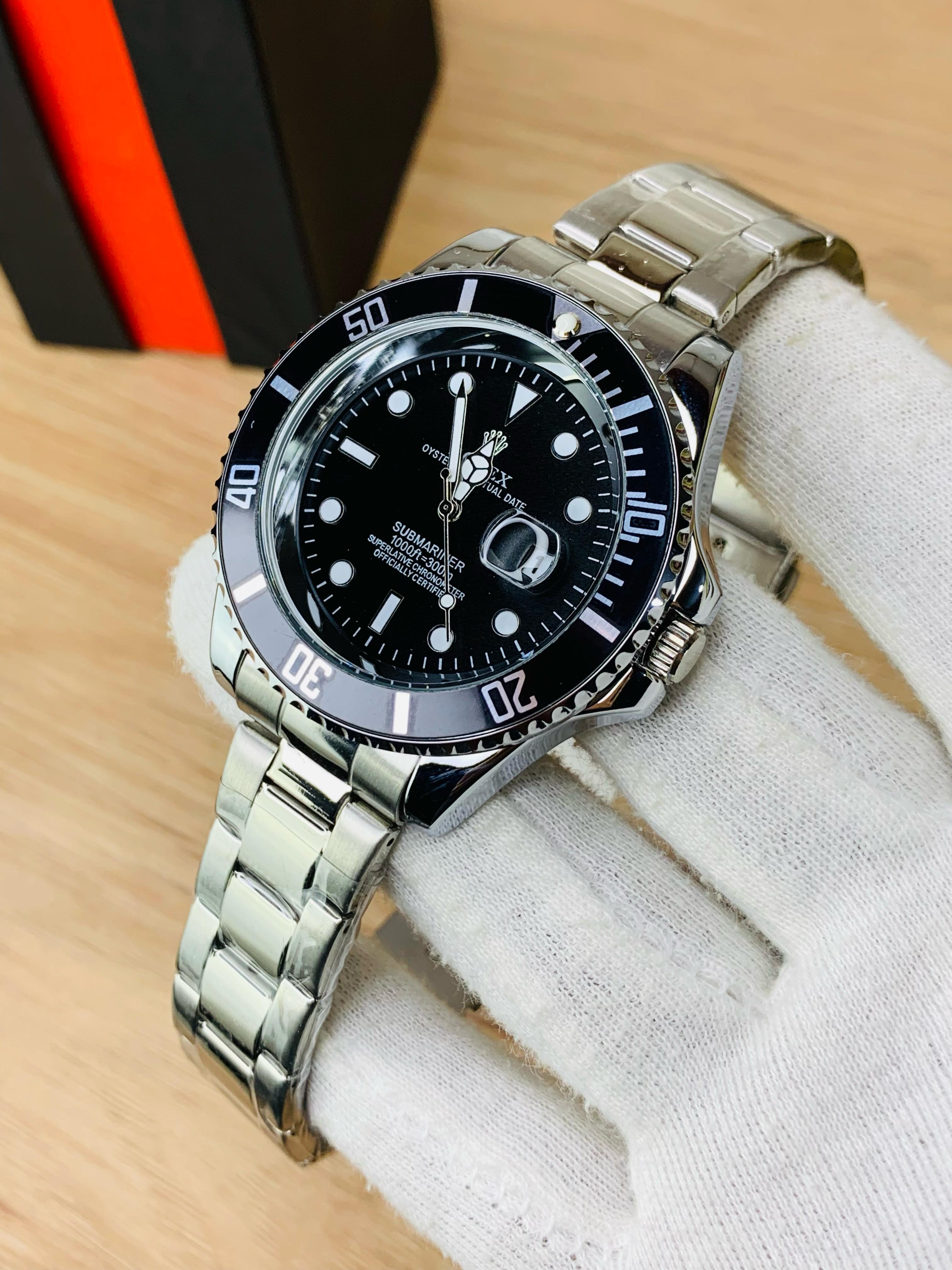 Rolex Submariner silver black